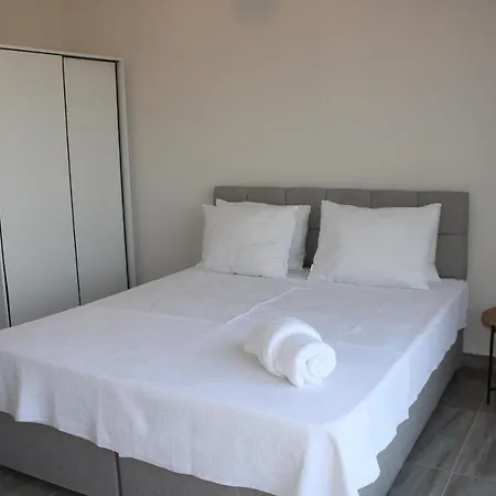 شقة فندقية Capo Calaberno Aparts