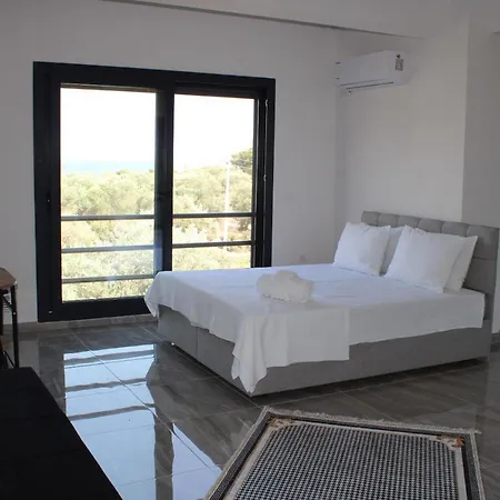 Capo Calaberno Aparts