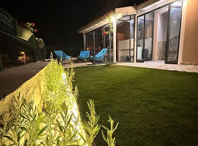 Capo Calaberno Aparts *